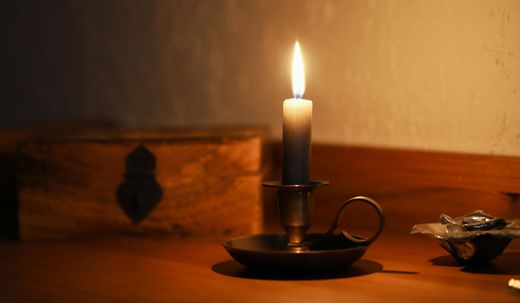 De eerste 72 uur bij Noodgevallen: Zonder Stroom